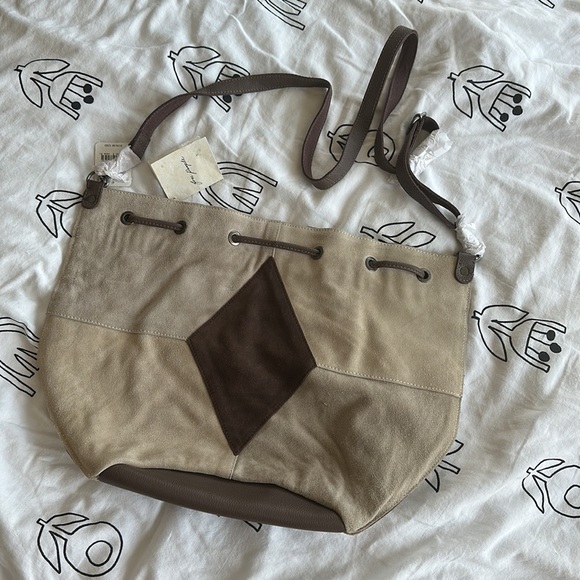 Free People crossbody bag NWT - Picture 3 of 4